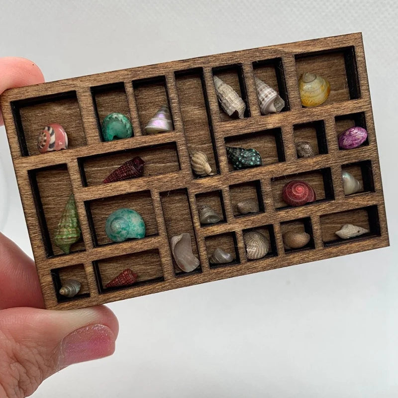 1:12 Miniature Crystal Trinket Shelf