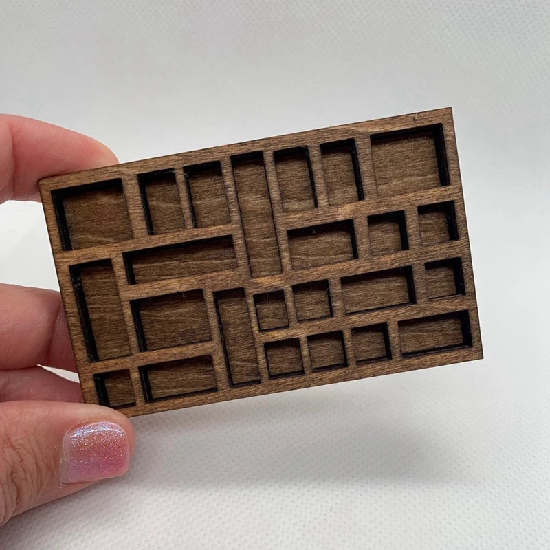 1:12 Miniature Crystal Trinket Shelf
